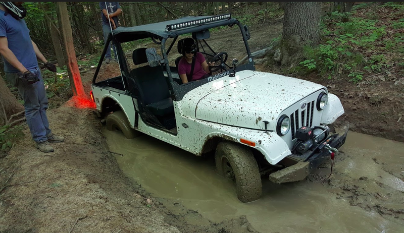 Illustration for article titled Here's How The Mahindra Roxor Compares To A 1948 Willys CJ-2A Jeep Off-Road